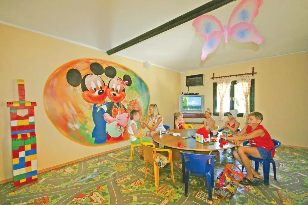 مهد کودک هتل آکوا